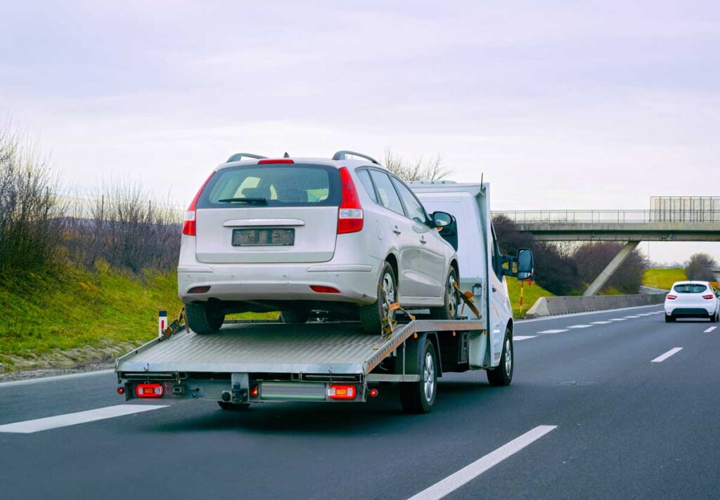 0530 781 51 61 sefaköy oto çekici kurtarıcı